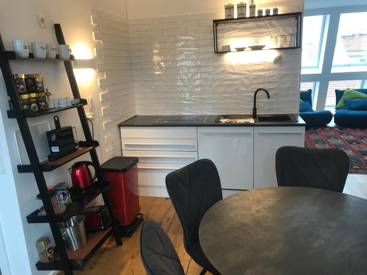 Skysuite Holiday Home فيينا المظهر الخارجي الصورة